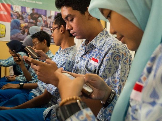 Gen Z Sering Dianggap Lemah? Ini Tantangan yang Banyak Dihadapi Generasi Digital